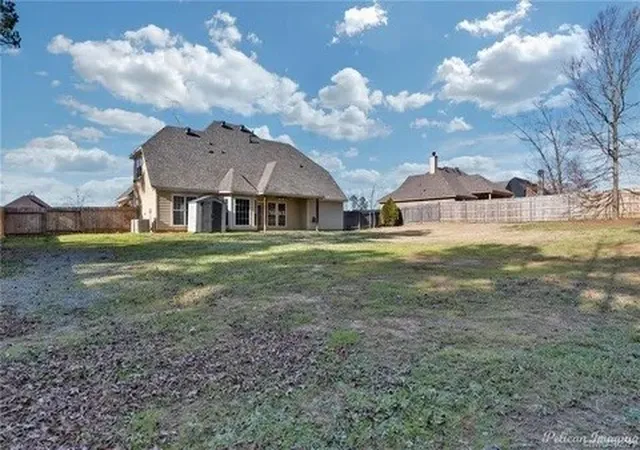 Homes for sale in Haughton, LA | 2805 Clearbrook, Haughton, LA 71037 | MLS# 21253829