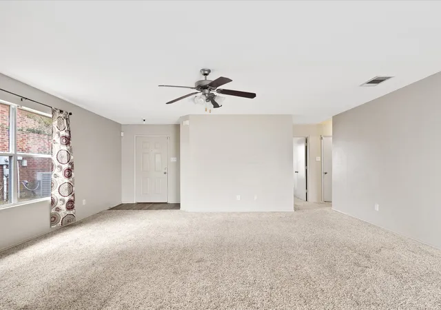 Photo 3 of Single family home for sale at 1201 Vicksburg Dr, Ennis, TX 75119 | MLS# 21252466 | Listing updated on 2026-08-24