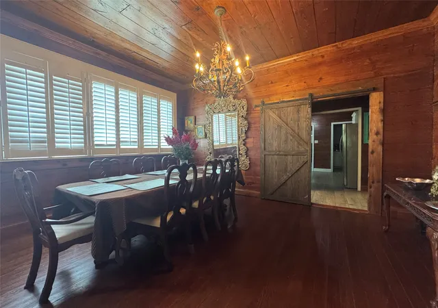 Photo 1 of Sale Pending at 1219 N 16th St, Waco, TX 76707 | MLS# 21253620 | Listing updated on 2026-07-28