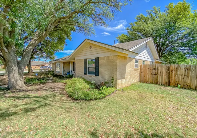 2nd image of 4301 Caprock Rd, Abilene, TX 79606 | MLS# 21253970