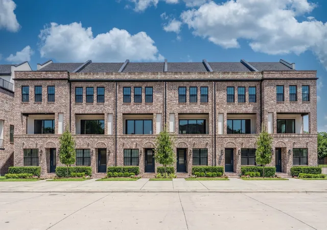 Homes for sale in Dallas, TX | 2401 Canton St #1005, Dallas, TX 75201 | MLS# 21253548
