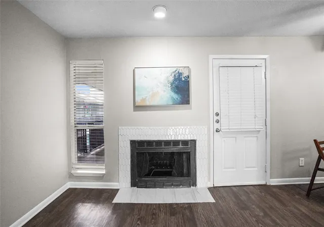 5th image of 4502 Gaston Ave, Dallas, TX 75246