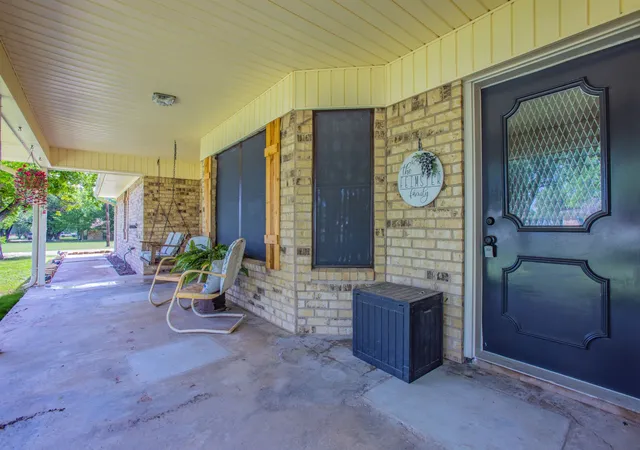 Homes for sale in Robinson, TX | 1608 Sunset Rd, Robinson, TX 76706 | MLS# 21250334