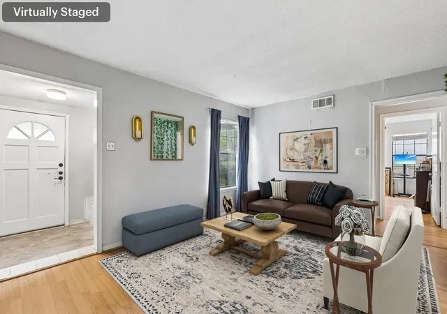 4th image of 2816 Encino Dr, Dallas, TX 75228 | MLS# 21246520