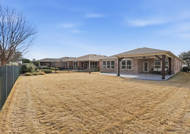 Homes for sale in Frisco, TX | 7034 Deacon Dr, Frisco, TX 75036 | MLS# 21253058