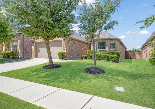 Photo 1 of Single family home for sale at 1125 Elizabeth St, Anna, TX 75409 | MLS# 21254401 | Listing updated on 2026-08-31