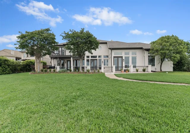 Homes for sale in Mabank, TX | 238 E St Andrews Dr, Mabank, TX 75156 | MLS# 21247558