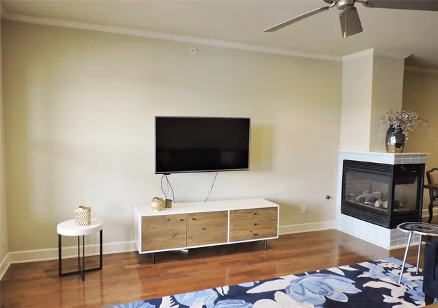 4th image of 2800 Sandage Ave, Fort Worth, TX 76109
