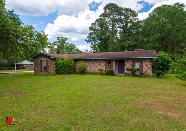 4th image of 423 11Th St Ne, Springhill, LA 71075 | MLS# 21254521