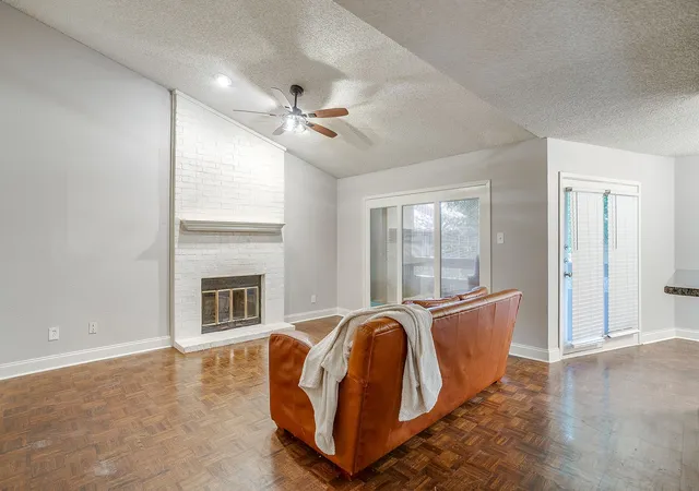 Photo 2 of Condo for sale at 1206 Riverchase Ln #251, Arlington, TX 76011 | MLS# 21254541 | Listing updated on 2026-07-11