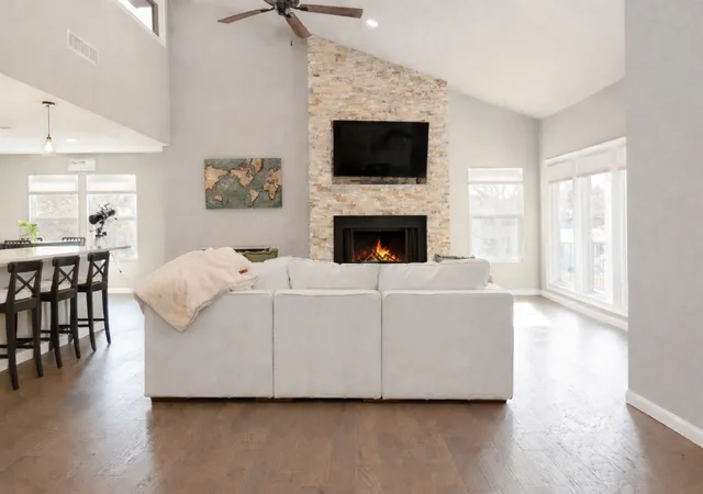 Photo 3 of Single family home for sale at 7604 Westwind Dr, Fort Worth, TX 76179 | MLS# 21254343 | Listing updated on 2026-10-03