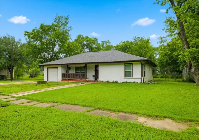 Homes for sale in Cooper, TX | 448 W Waco Ave, Cooper, TX 75432 | MLS# 21254606