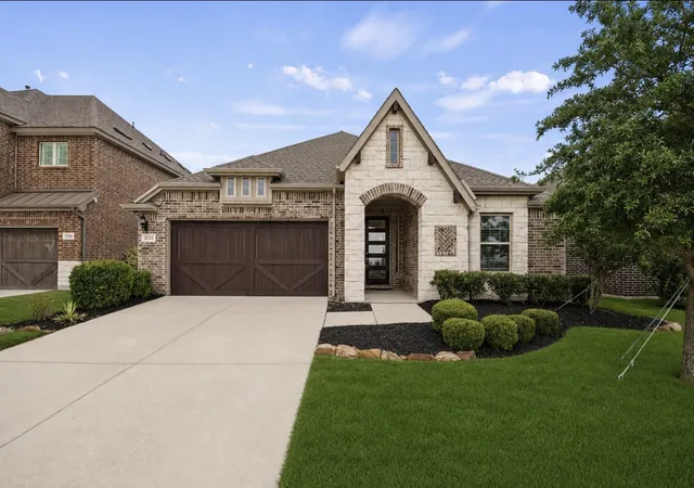 Homes for sale in Heath, TX | 2532 Governors Blvd, Heath, TX 75126 | MLS# 21254468