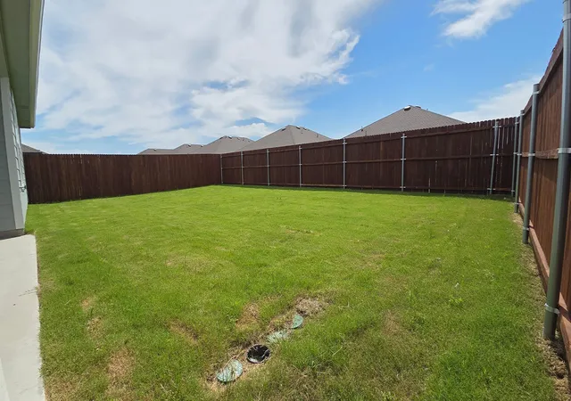 Photo 4 of Single family home for sale at 339 Desert Willow Wy, Royse City, TX 75189 | MLS# 21254618 | Listing updated on 2026-10-02
