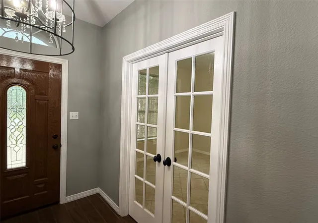 Photo 4 of Single family home for sale at 2234 Summer Brook Dr, Weatherford, TX 76087 | MLS# 21174921 | Listing updated on 2026-07-14