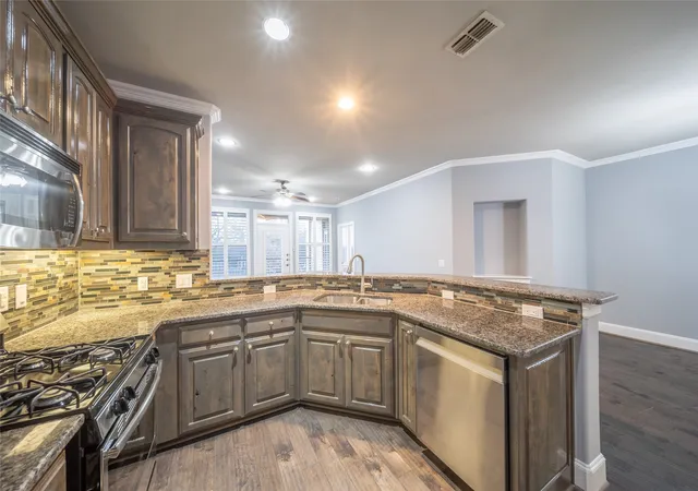 Homes for sale in Lake Dallas, TX | 500 Waters Edge Dr #214, Lake Dallas, TX 75065 | MLS# 21254845