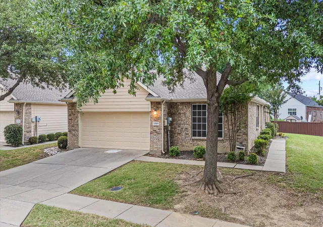 Homes for sale in Lewisville, TX | 2384 San Jacinto Dr, Lewisville, TX 75067 | MLS# 21254777