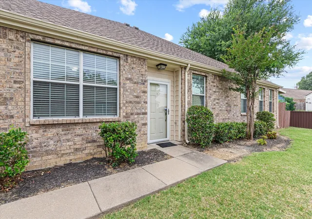 Homes for sale in Lewisville, TX | 2384 San Jacinto Dr, Lewisville, TX 75067 | MLS# 21254777
