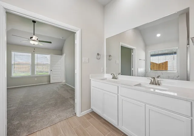 Photo 4 of Sale Pending at 3708 Yarrow Dr, Argyle, TX 76226 | MLS# 21242046 | Listing updated on 2026-10-02