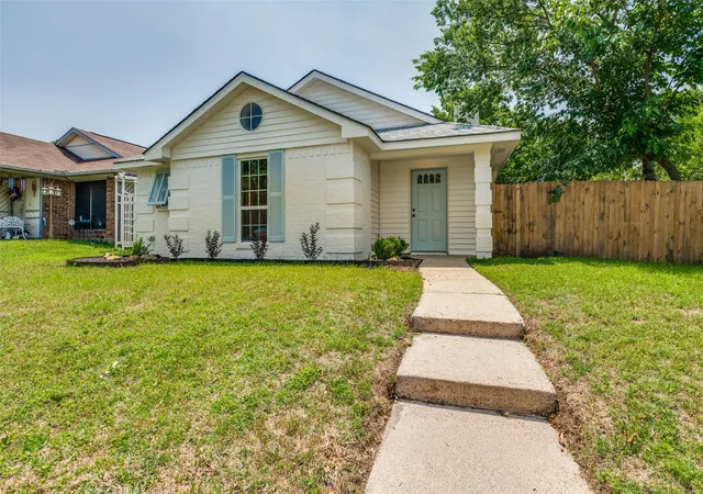 4th image of 7164 Fire Hill Dr, Fort Worth, TX 76137 | MLS# 21254254