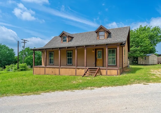 Homes for sale in Forestburg, TX | 371 Spring St, Forestburg, TX 76239 | MLS# 21254927