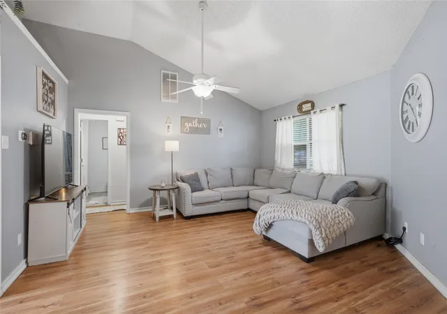 Photo 1 of Single family home for sale at 236 Seacraft Dr, Mabank, TX 75156 | MLS# 21253718 | Listing updated on 2026-07-25