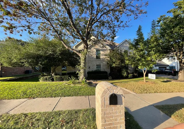 3rd image of 1804 Doubletree Trl, Flower Mound, TX 75028 | MLS# 21227500