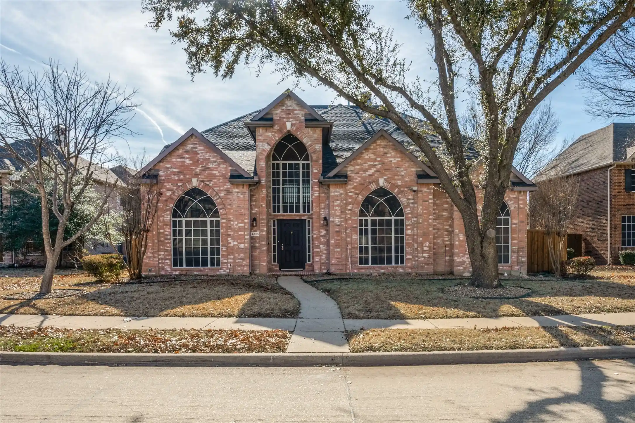 Photo 1 of Single family home for sale at 4910 Bayport Cir, Rowlett, TX 75088 | MLS# 21252568 | Listing updated on 2026-05-27