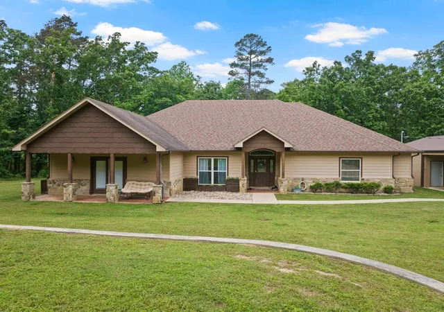 Homes for sale in Avinger, TX | 10 County Road 1513, Avinger, TX 75630 | MLS# 21255054