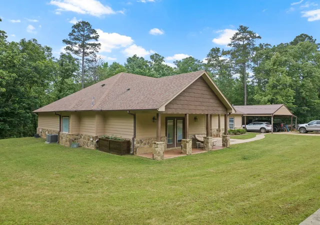 Homes for sale in Avinger, TX | 10 County Road 1513, Avinger, TX 75630 | MLS# 21255054