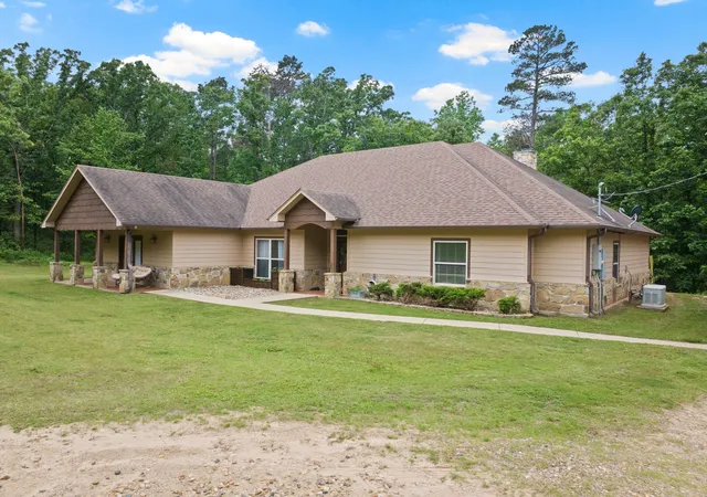 Homes for sale in Avinger, TX | 10 County Road 1513, Avinger, TX 75630 | MLS# 21255054