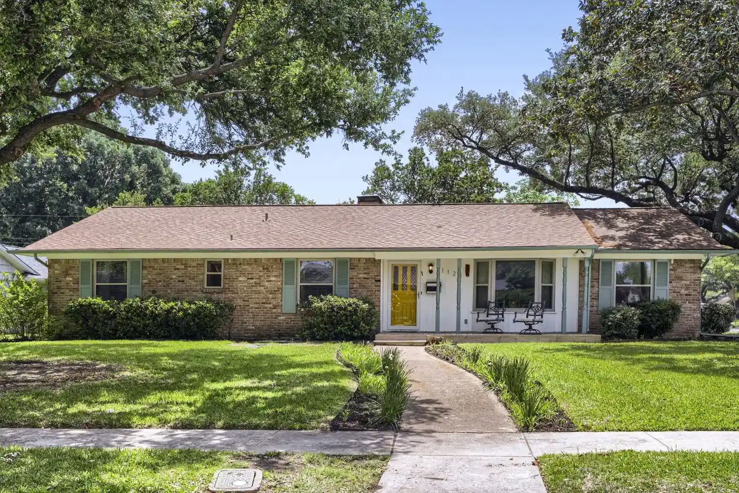 Photo 1 of Sale Pending at 1125 Wildwood Ln, Richardson, TX 75080 | MLS# 21251195 | Listing updated on 2026-06-29