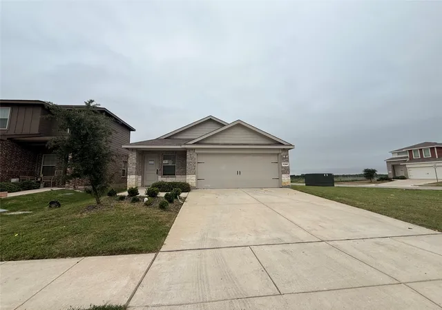 Photo 2 of Sale Pending at 1130 Old Oaks Dr, Forney, TX 75126 | MLS# 21255137 | Listing updated on 2026-07-28
