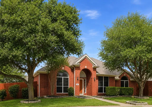 Homes for sale in Allen, TX | 812 Patricia Dr, Allen, TX 75002 | MLS# 21238388