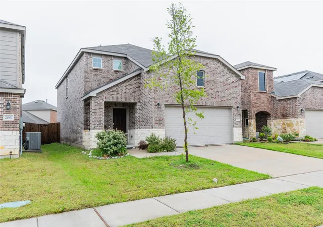Homes for sale in Forney, TX | 2063 Henrietta Dr, Forney, TX 75126 | MLS# 21255080