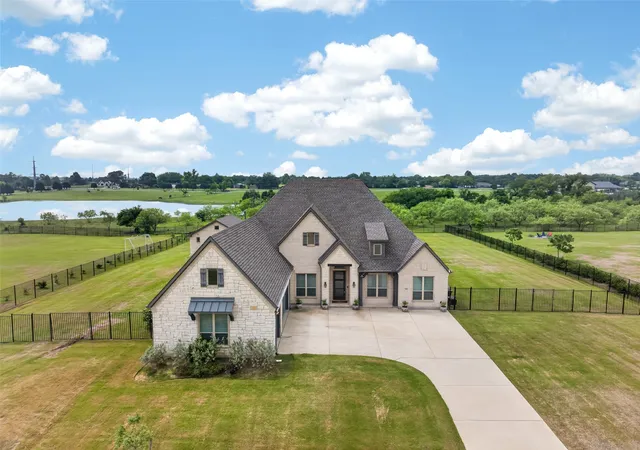 Photo 1 of Sale Pending at 308 Virgil Dr, Sunnyvale, TX 75182 | MLS# 21240719 | Listing updated on 2026-07-22