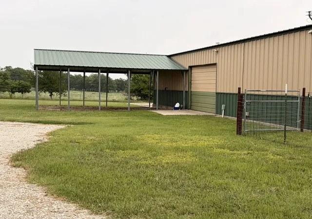 Photo 4 of Single family home for sale at 1746 Cr 4522, Decatur, TX 76234 | MLS# 21255209 | Listing updated on 2026-07-24