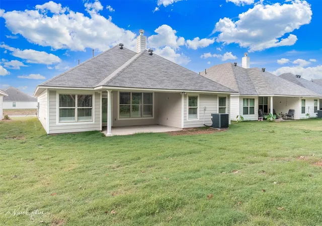 18th image of 3367 Grand Lake Dr, Bossier City, LA 71111 | MLS# 21255324
