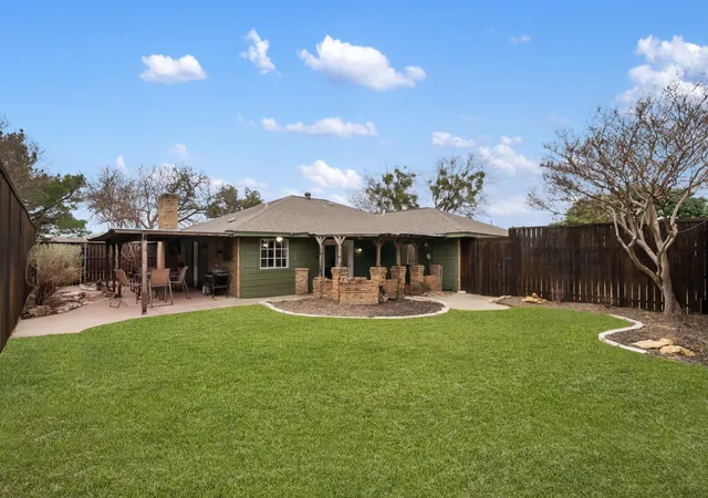 Photo 4 of Single family home for sale at 8074 Dove Cvs, Frisco, TX 75034 | MLS# 21239554 | Listing updated on 2026-07-08