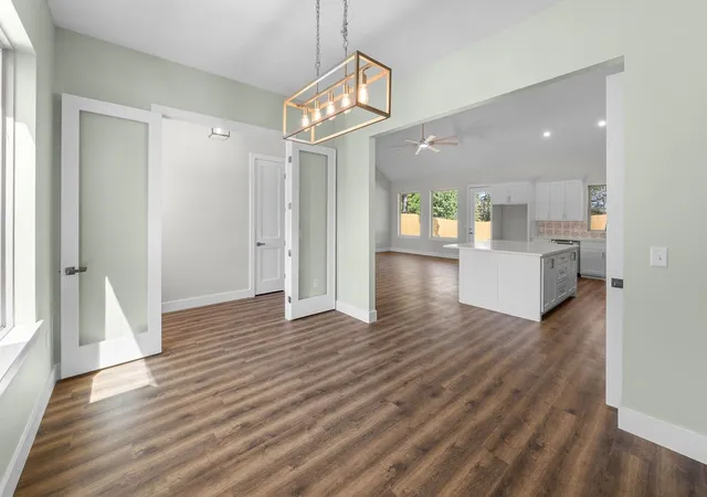 Photo 4 of Single family home for sale at 19682 Dove Ridge Dr, Lindale, TX 75771 | MLS# 21254327 | Listing updated on 2026-09-04