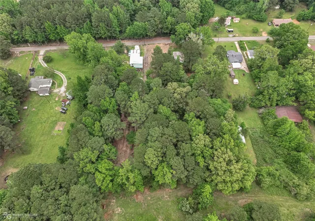 Homes for sale in Benton, LA | 143 New Bethel Booker Rd, Benton, LA 71006 | MLS# 21254357