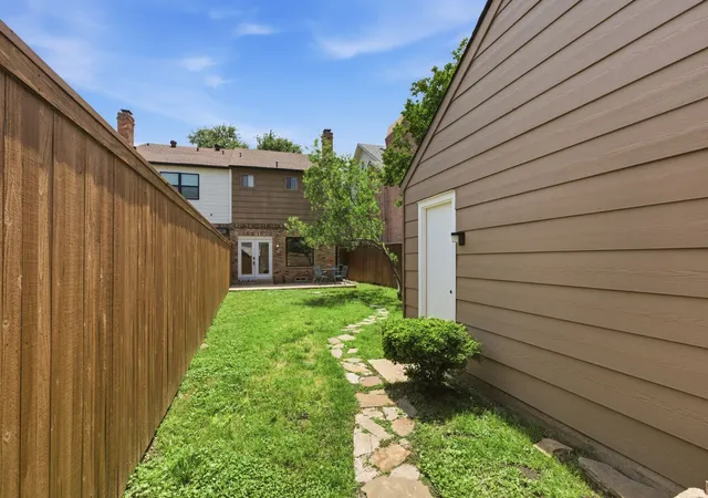 Homes for sale in University Park, TX | 3434 Granada Ave, University Park, TX 75205 | MLS# 21254034