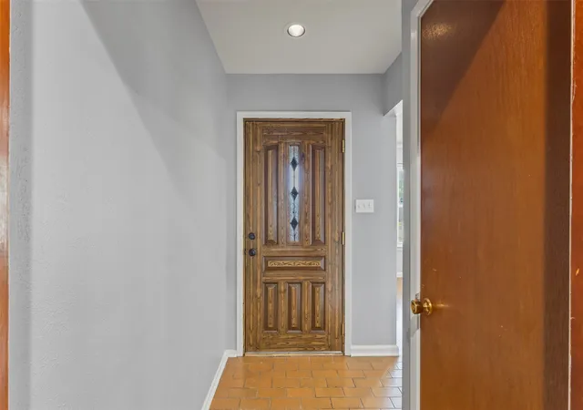 Photo 3 of Single family home for sale at 1021 Blue Lake, Fort Worth, TX 76103 | MLS# 21255306 | Listing updated on 2026-07-08