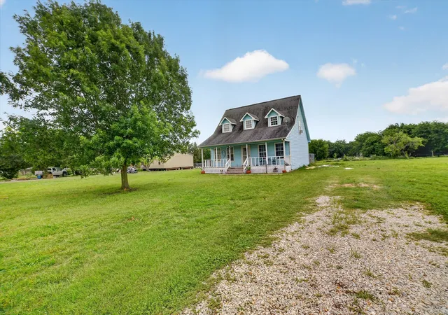 Photo 2 of Single family home for sale at 1284 County Road 101, Kaufman, TX 75142 | MLS# 21254591 | Listing updated on 2026-08-27