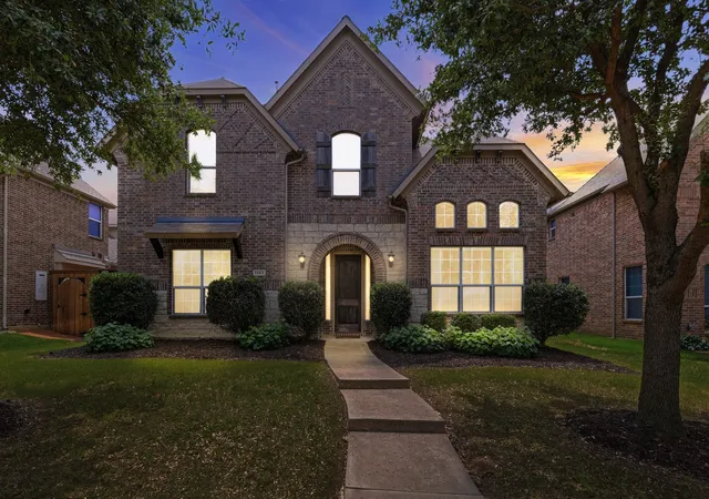 2nd image of 1123 Chestnut Dr, Frisco, TX 75036 | MLS# 21252868