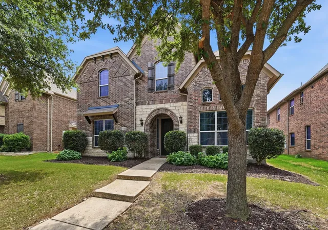 3rd image of 1123 Chestnut Dr, Frisco, TX 75036 | MLS# 21252868