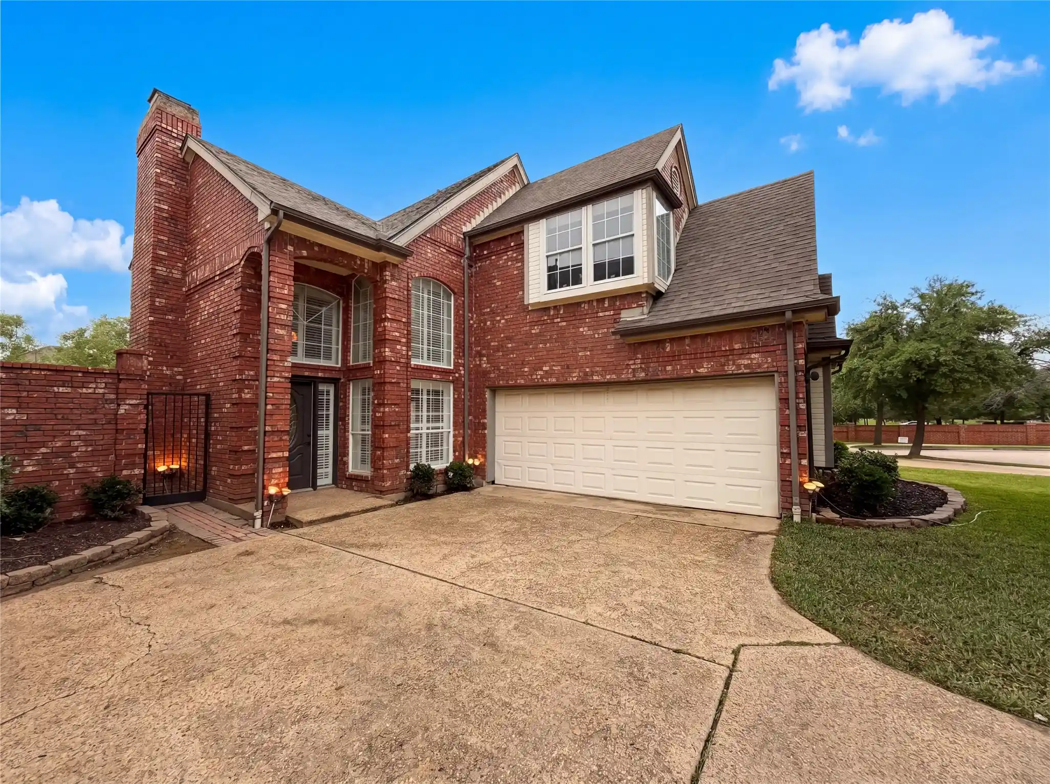 Photo 1 of Single family home for sale at 7707 Windmere Ct, Irving, TX 75063 | MLS# 21255415 | Listing updated on 2026-10-21
