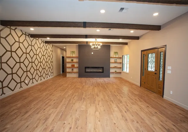Photo 3 of Single family home for sale at 162 Eastledge Dr, Graham, TX 76450 | MLS# 21246761 | Listing updated on 2026-08-27