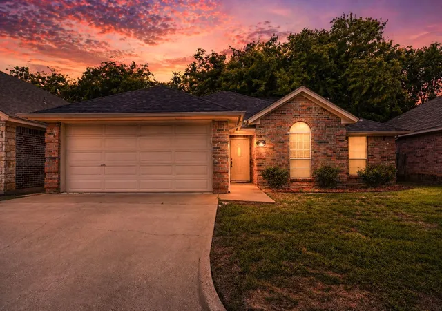 Photo 3 of Multi family home for sale at 1723 Sully Ct, Stephenville, TX 76401 | MLS# 21247812 | Listing updated on 2026-09-18