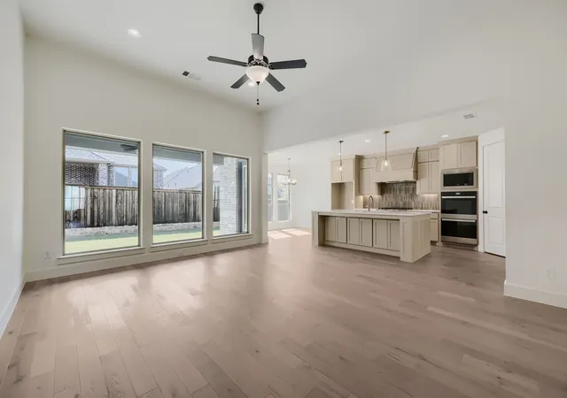 Photo 2 of Single family home for sale at 1811 Flowerfield Ln, Mansfield, TX 76063 | MLS# 21255567 | Listing updated on 2026-10-07